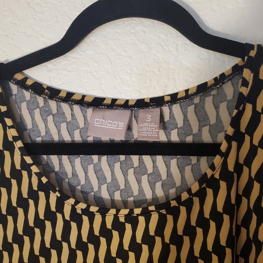 Patterned Tunic - Picture 2 of 4